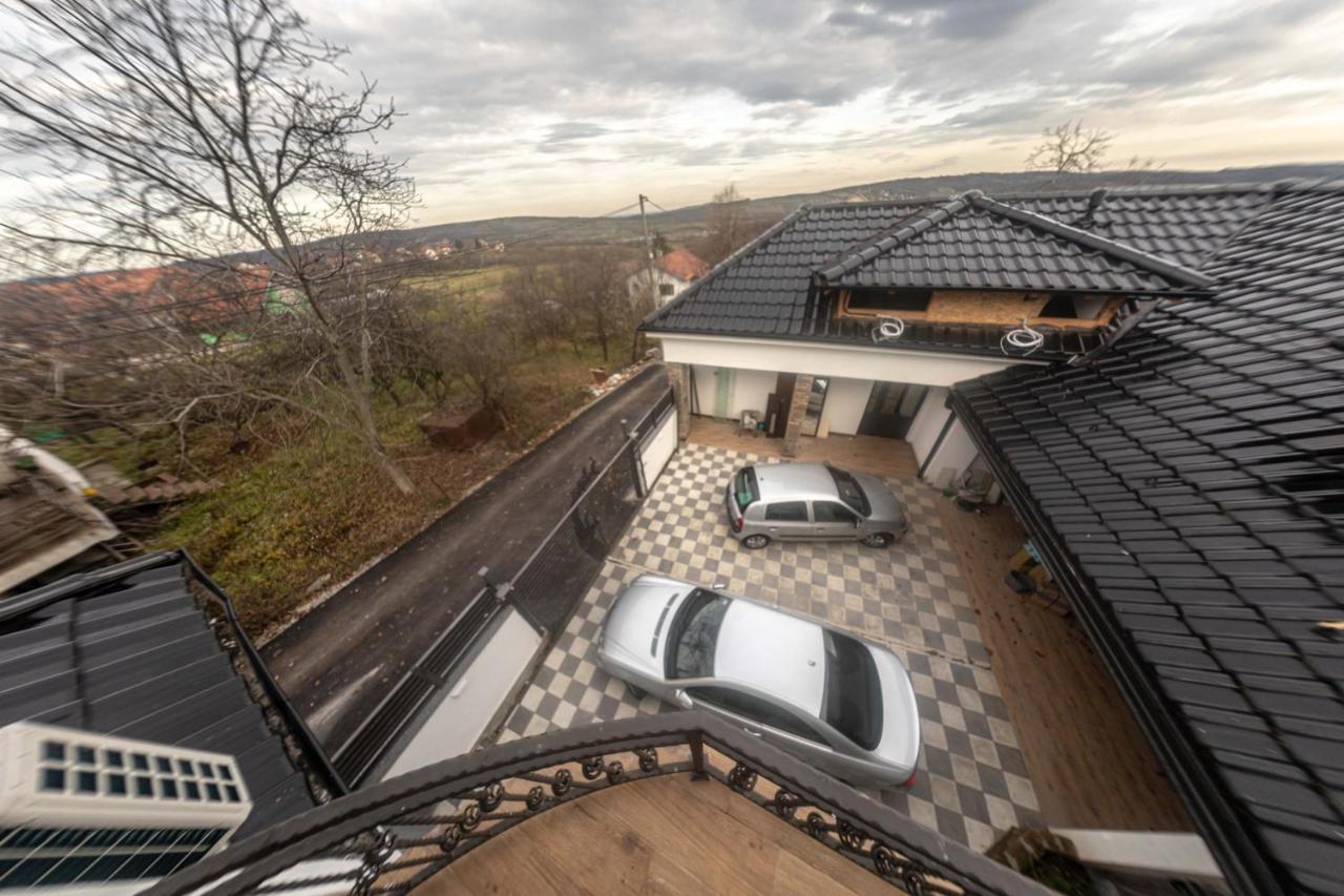 City Escape Luxury Villa Zuce Exterior photo